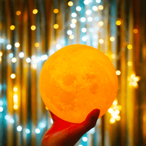 Denver Maanlamp 3D - Bluetooth Speaker Draadloos - Tafellamp Slaapkamer - Muzieksyncronisatie - Incl. Afstandsbediening - Maan lamp - LBS150 - Denvershop